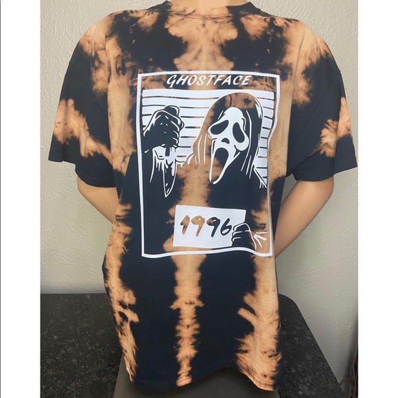 Custom Galore Tops - Scream bleached t-shirt “Ghostface killer 1996”